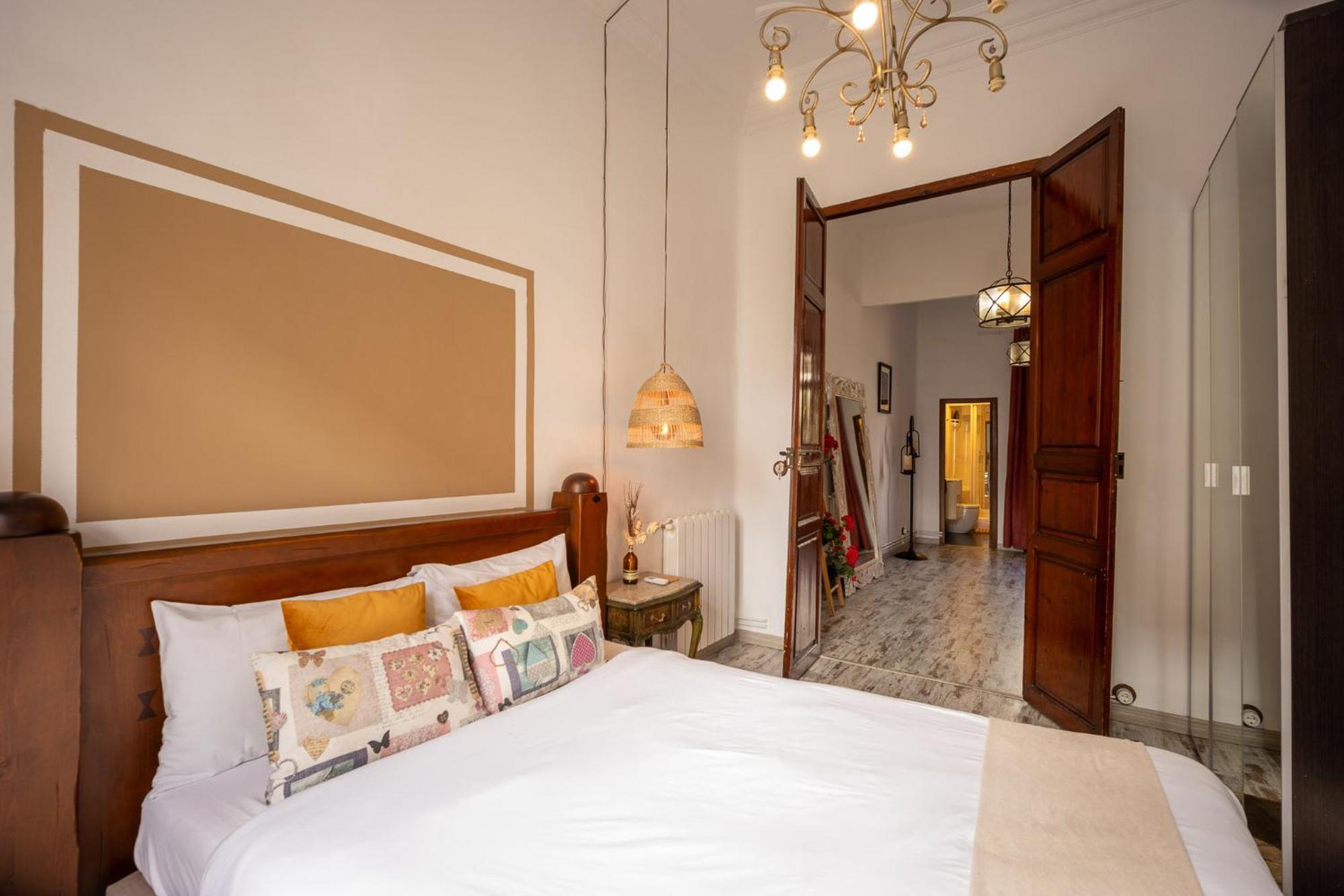 Portrait Boutique Guesthouse Валенсія Екстер'єр фото